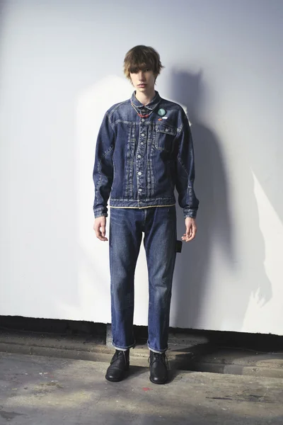 Look 4
